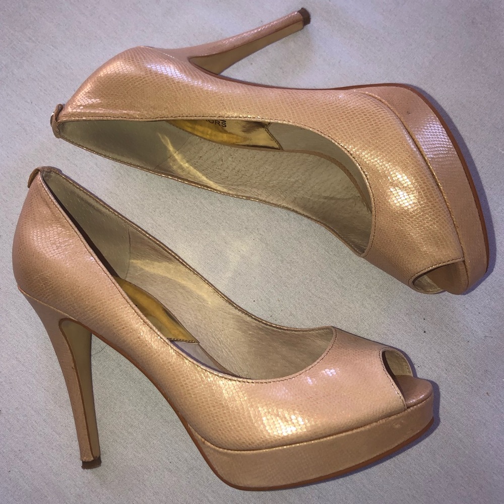 Michael Kors Tan Patent Peep Toe Heels Snakeskin
